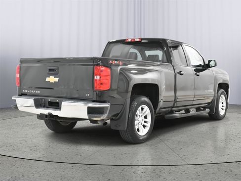 Used 2018 Chevrolet Silverado 1500 LT w/ All Star Edition image 27