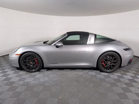 Certified 2026 Porsche 911 Targa 4 GTS AWD/4WD image 2
