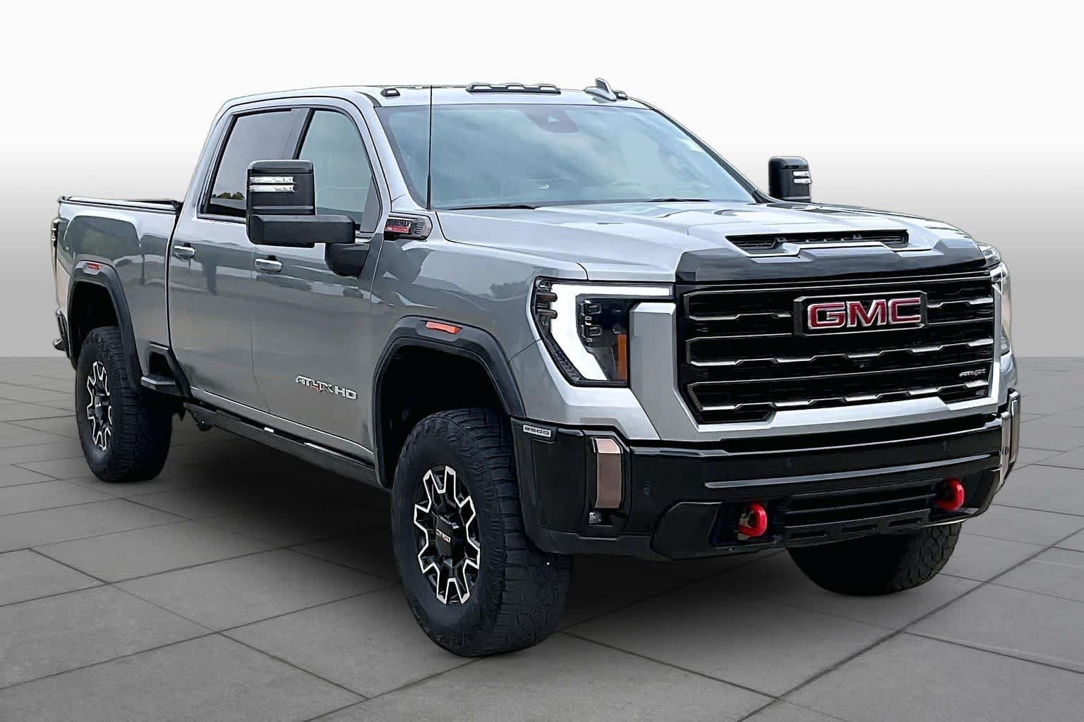 Used 2024 GMC Sierra 2500 AT4X AWD/4WD image 3