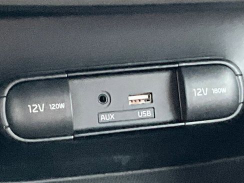 Used 2017 Kia Soul w/ Convenience Package image 19