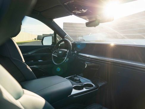 Used 2025 Cadillac Escalade IQ Sport 2 image 33