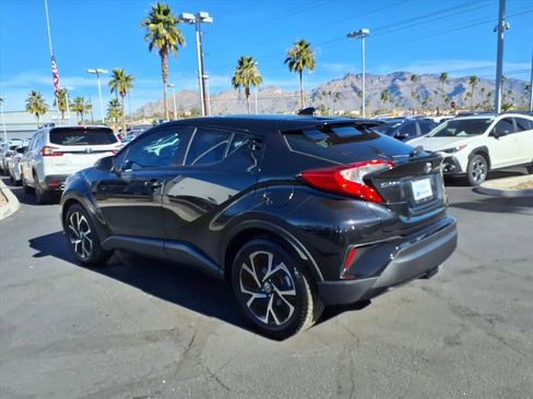 Used 2021 Toyota C-HR XLE image 13