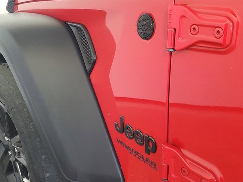 Used 2021 Jeep Wrangler Unlimited Sport image 6