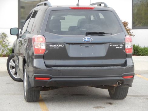 Used 2015 Subaru Forester 2.5i Premium w/ All-Weather Package AWD/4WD image 13