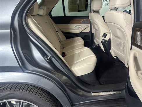Certified 2022 Mercedes-Benz GLE 350 4MATIC image 17