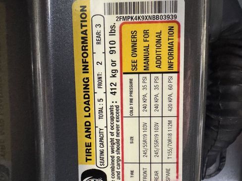 Used 2022 Ford Edge Titanium image 40