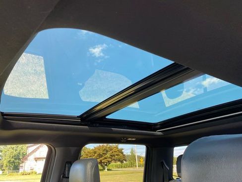 Used 2018 Ford F150 XLT w/ Equipment Group 302A Luxury image 14