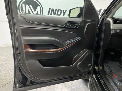 Used 2019 GMC Yukon SLT w/ Premium Edition AWD/4WD image 15