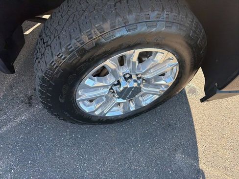 Used 2023 GMC Sierra 2500 Denali image 10