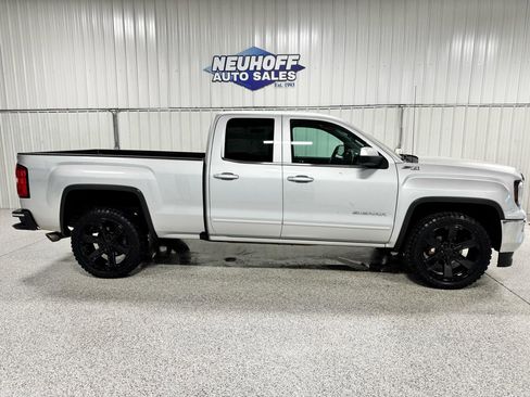 Used 2018 GMC Sierra 1500 SLE w/ SLE Value Package AWD/4WD image 1