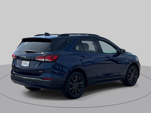 Used 2023 Chevrolet Equinox RS w/ LPO, Floor Liner Package FWD image 4