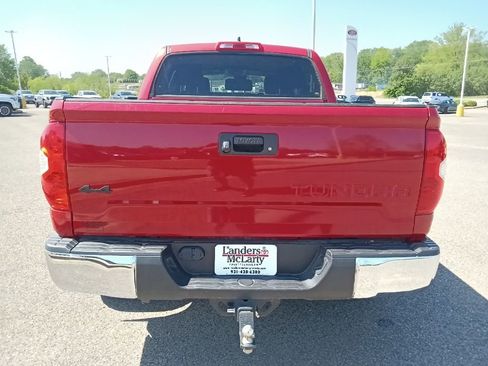 Used 2020 Toyota Tundra SR5 w/ SR5 Leather Package AWD/4WD image 4