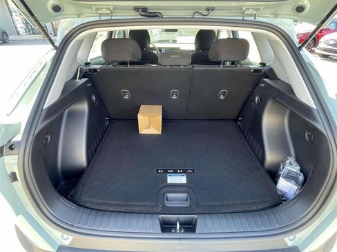 New 2026 Hyundai Kona SE image 28