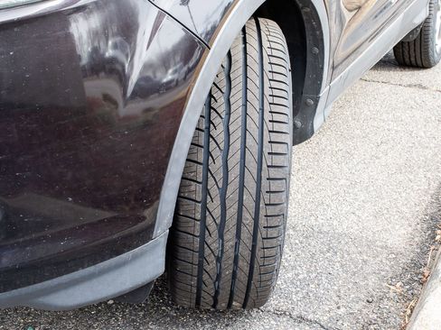 Used 2013 Ford Escape SEL w/ Class II Trailer Tow Pkg image 9