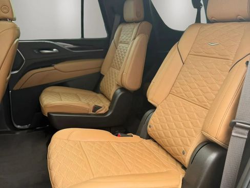 Used 2023 Cadillac Escalade Premium Luxury w/ LPO, Floor Liner Package AWD/4WD image 22