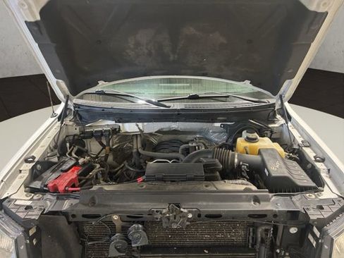 Used 2013 Ford F150 FX4 w/ Mid Equipment Group AWD/4WD image 27