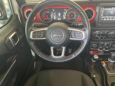 Used 2021 Jeep Wrangler Unlimited Rubicon w/ LED Lighting Group AWD/4WD image 13