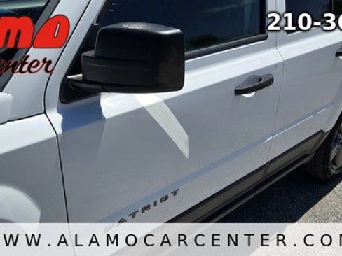 Used 2017 Jeep Patriot Sport image 9