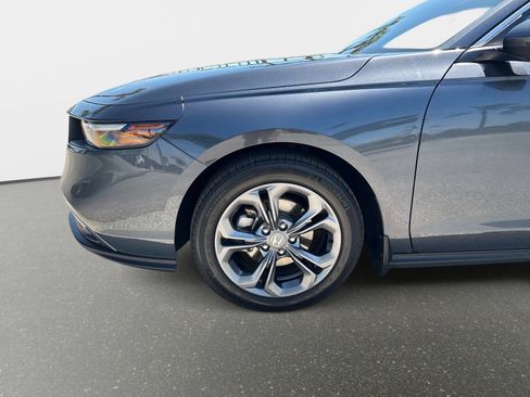 Used 2023 Honda Accord EX image 9