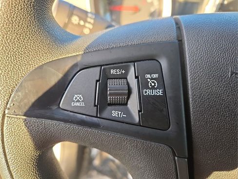 Used 2014 Chevrolet Equinox LS image 23
