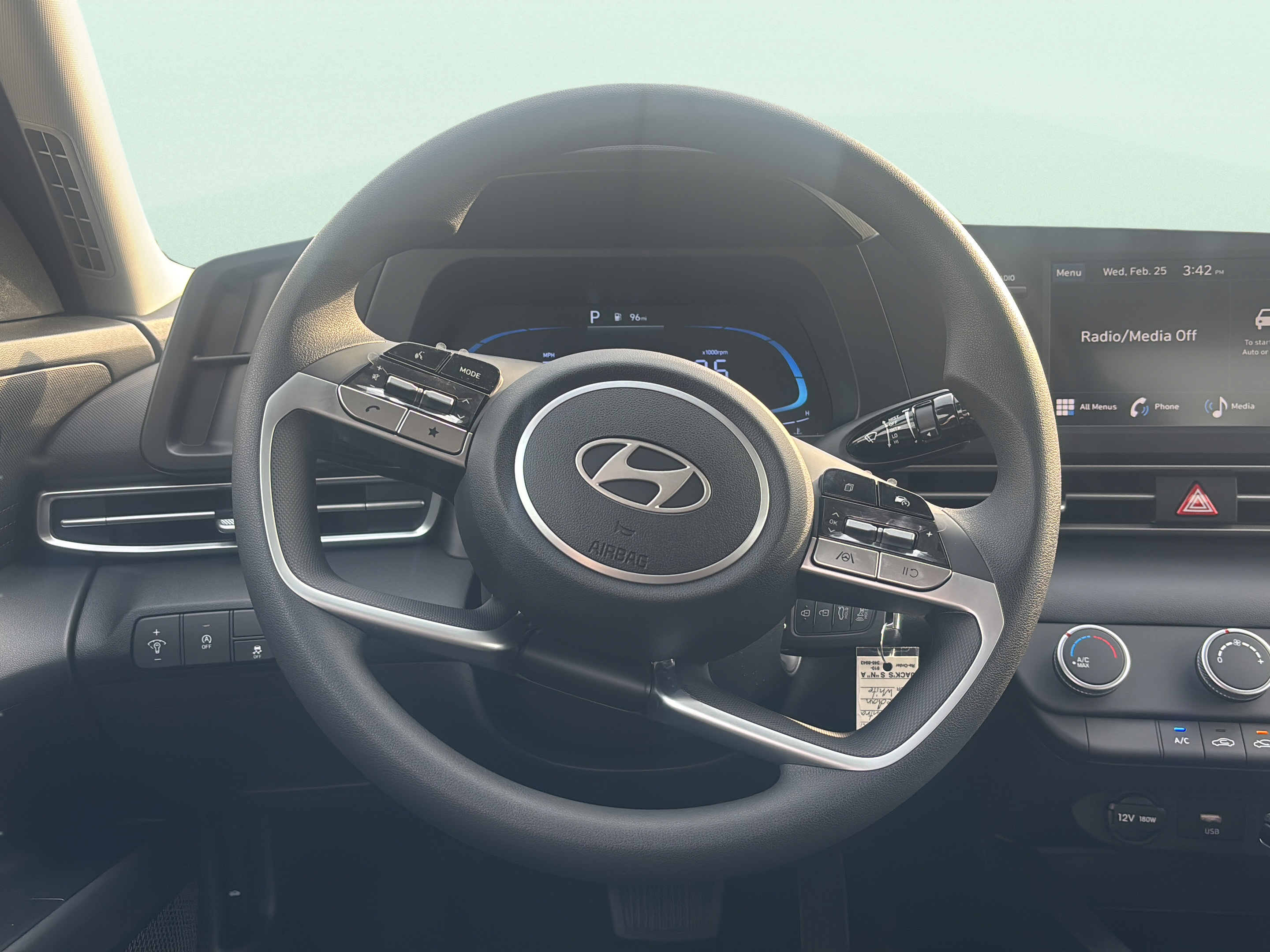 Certified 2026 Hyundai Elantra SE FWD image 12