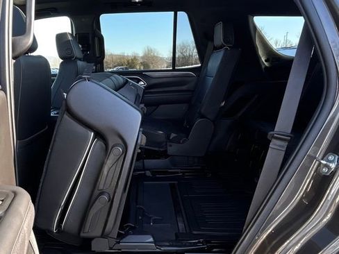 Certified 2021 GMC Yukon SLT w/ SLT Premium Package image 24