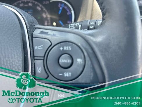 Used 2019 Toyota RAV4 XSE AWD/4WD image 21