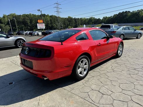 Used 2014 Ford Mustang Coupe RWD image 10
