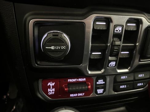 Used 2022 Jeep Wrangler Unlimited Rubicon w/ Steel Bumper Group image 26