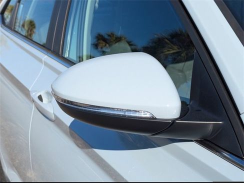 New 2026 Volkswagen Jetta SEL image 12