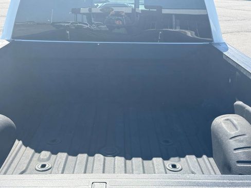 Used 2022 Ford F350 Limited image 8