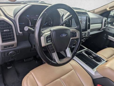 Used 2022 Ford F250 Lariat w/ Chrome Package image 9