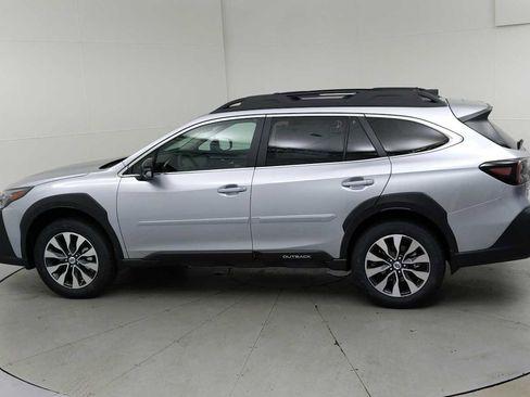 New 2025 Subaru Outback Limited image 6