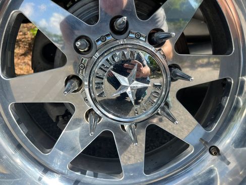 Used 2020 Chevrolet Silverado 2500 LT w/ Texas Edition image 14