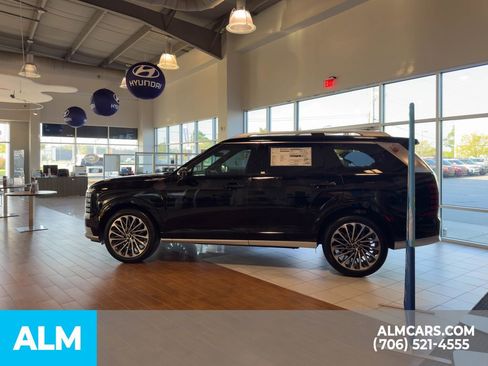 Used 2023 Ford F150 XL image 32