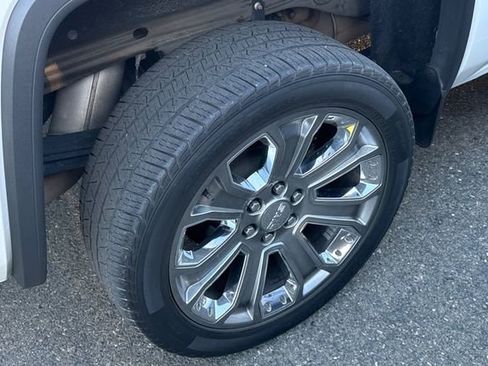 Used 2018 GMC Sierra 1500 Denali w/ Denali Ultimate Package image 4