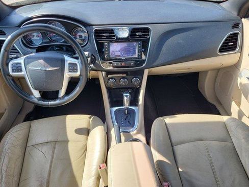Used 2013 Chrysler 200 Limited FWD image 13