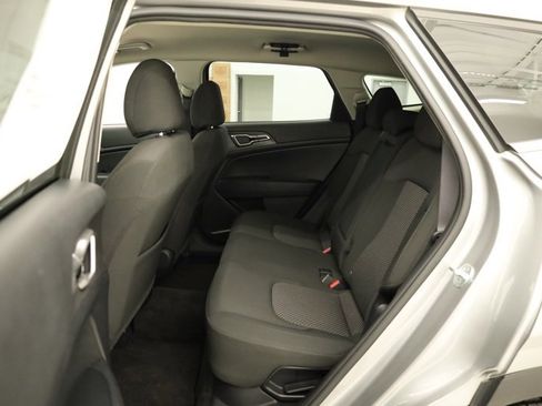 Used 2023 Kia Sportage LX image 33