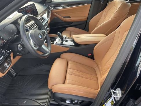 Used 2023 BMW 540i w/ M Sport Package RWD image 12