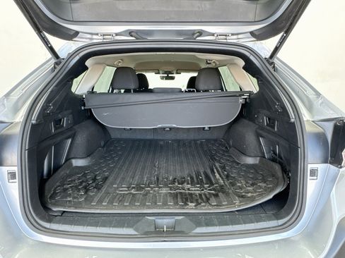 Used 2025 Subaru Outback Premium AWD/4WD image 17
