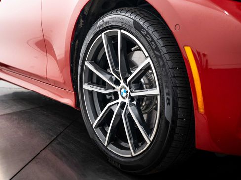 Used 2020 BMW 330i xDrive Sedan w/ Premium Package AWD/4WD image 24