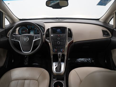 Used 2013 Buick Verano Leather image 12
