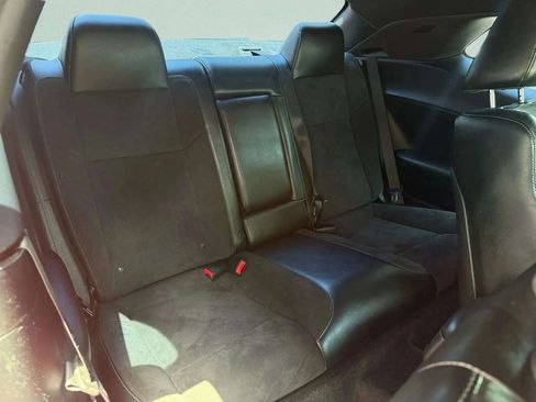 Used 2018 Dodge Challenger SXT Plus image 10