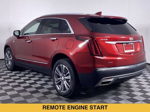Certified 2025 Cadillac XT5 Premium Luxury w/ Technology Package AWD/4WD image 19