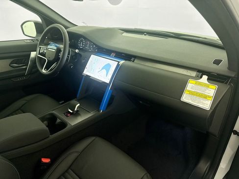New 2026 Land Rover Discovery Sport Landmark AWD/4WD image 29