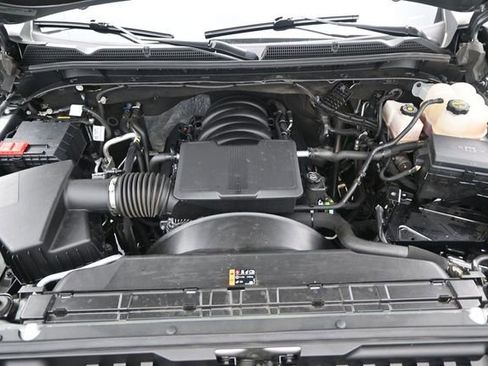 Used 2024 GMC Sierra 2500 AT4 w/ AT4 Premium Plus Package AWD/4WD image 19