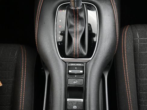 Used 2025 Honda HR-V Sport image 19