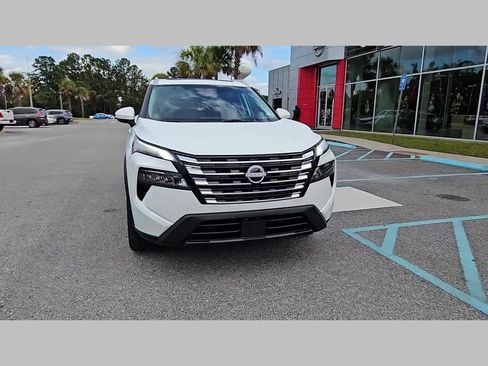 New 2026 Nissan Rogue SV image 19