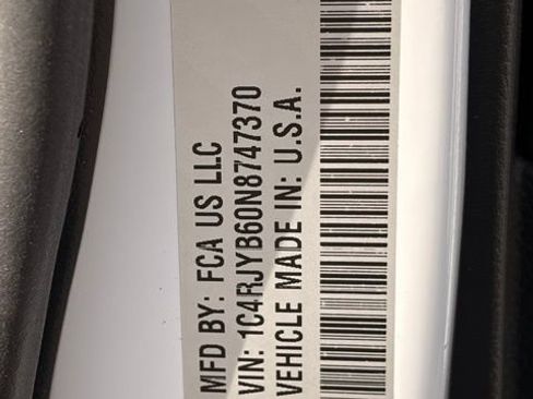 Certified 2022 Jeep Grand Cherokee Limited 4xe AWD/4WD image 18