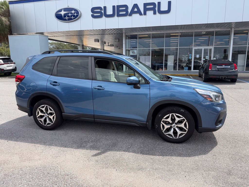 Used 2021 Subaru Forester Premium AWD/4WD image 2